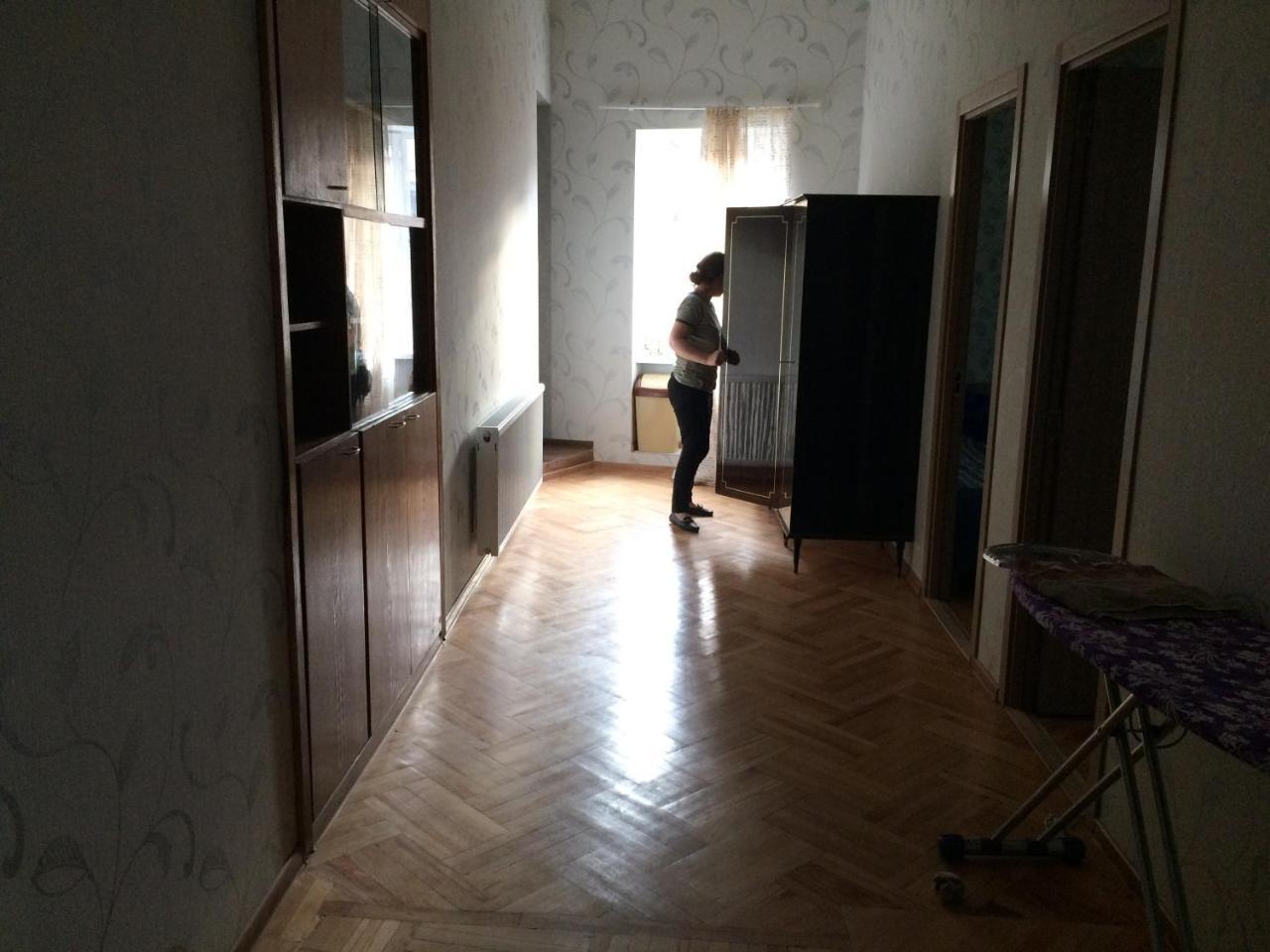 Apartment Ekako Tbilisi Esterno foto