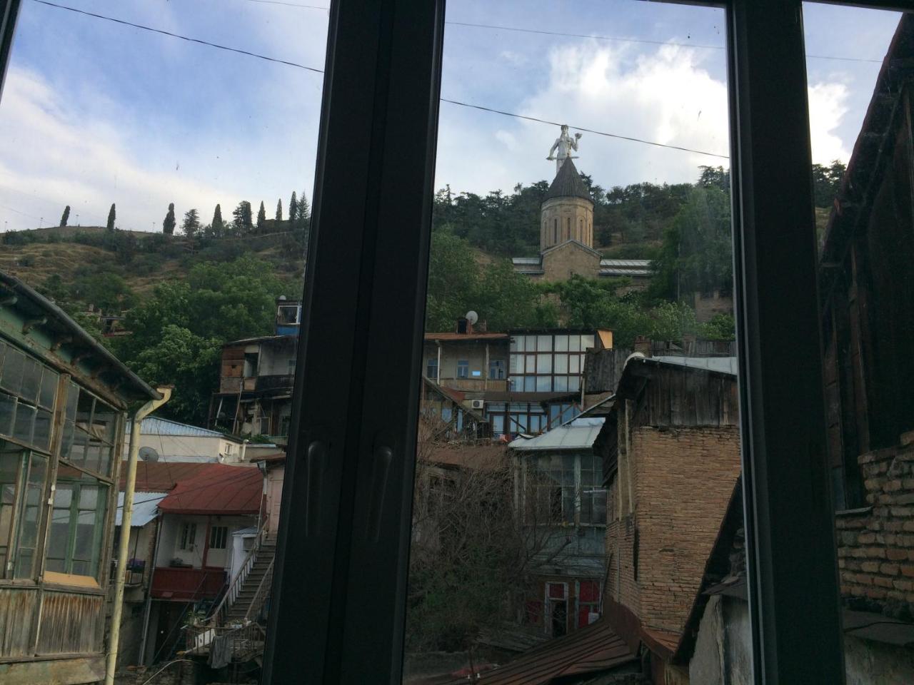 Apartment Ekako Tbilisi Esterno foto
